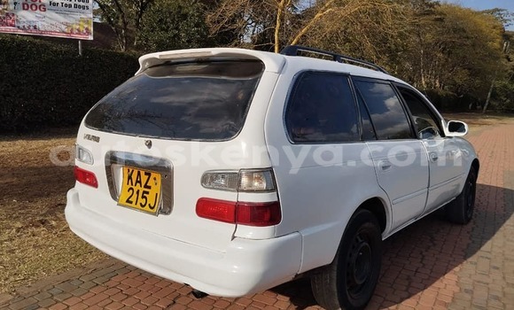 Oofamaa Toyota LiteAce White Makiinaa iti Nairobi keessatti Nairobi keessatti Oofamaa Toyota LiteAce White Makiinaa iti Nairobi keessatti Nairobi keessatti