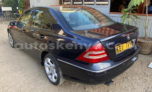 Oofamaa Mercedes-Benz C-Classe Black Makiinaa iti Nairobi keessatti Nairobi keessatti Oofamaa Mercedes-Benz C-Classe Black Makiinaa iti Nairobi keessatti Nairobi keessatti