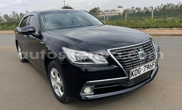 Nunua Ilio tumika Toyota Crown Nyeusi Gari ndani ya Nairobi nchini Nairobi Nunua Ilio tumika Toyota Crown Nyeusi Gari ndani ya Nairobi nchini Nairobi