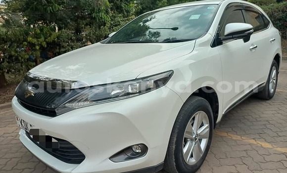 Oofamaa Toyota Harrier White Makiinaa iti Nairobi keessatti Nairobi keessatti Oofamaa Toyota Harrier White Makiinaa iti Nairobi keessatti Nairobi keessatti