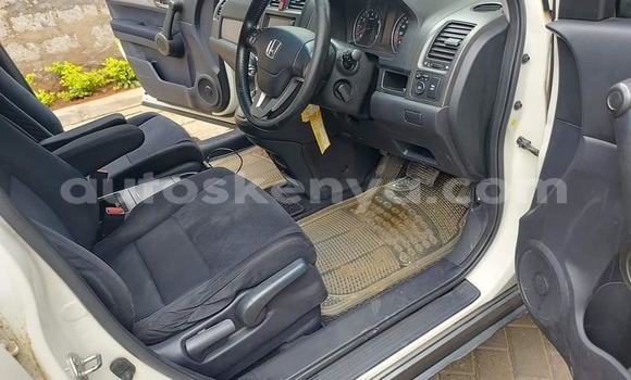 Buy Used Honda CR–V White Car in Nairobi in Nairobi Buy Used Honda CR–V White Car in Nairobi in Nairobi