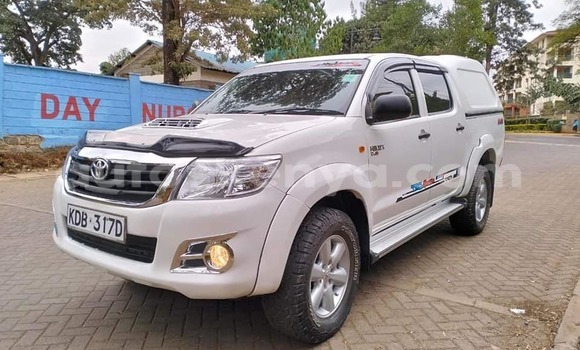 Buy Used Toyota Hilux White Car in Nairobi in Nairobi Buy Used Toyota Hilux White Car in Nairobi in Nairobi