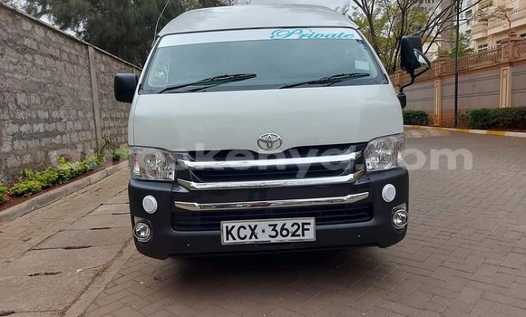 Buy Used Toyota Hiace White Car in Nairobi in Nairobi Buy Used Toyota Hiace White Car in Nairobi in Nairobi