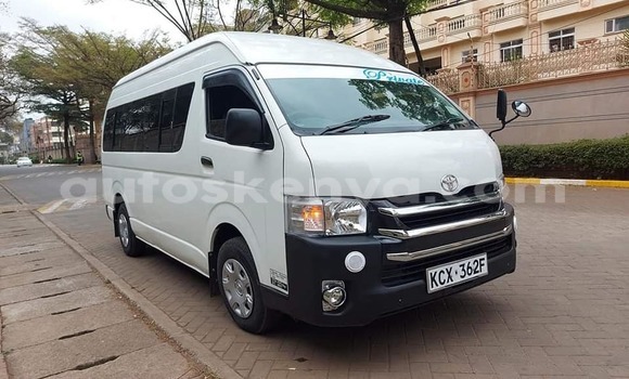 Buy Used Toyota Hiace White Car in Nairobi in Nairobi Buy Used Toyota Hiace White Car in Nairobi in Nairobi