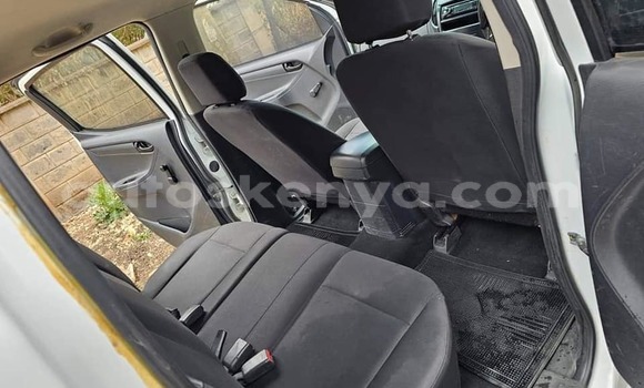 Buy Used Isuzu D–MAX White Car in Nairobi in Nairobi Buy Used Isuzu D–MAX White Car in Nairobi in Nairobi