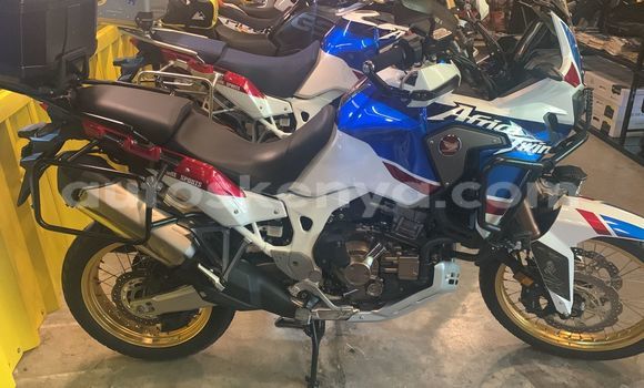 Buy Used Honda CRF White Bike in Nairobi in Nairobi