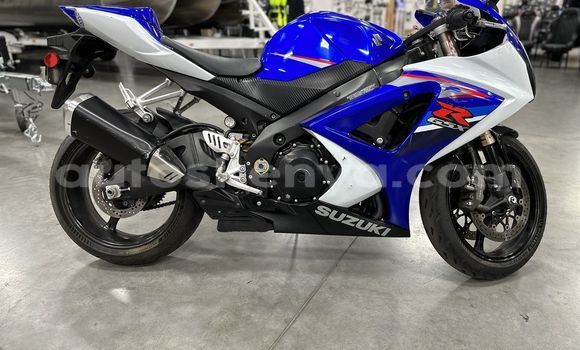 Buy Used Suzuki 750 Blue Bike in Bungoma in West Kenya