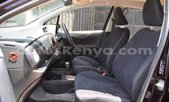 Nunua Ilio tumika Toyota Vista Nyeusi Gari ndani ya Nairobi nchini Nairobi Nunua Ilio tumika Toyota Vista Nyeusi Gari ndani ya Nairobi nchini Nairobi