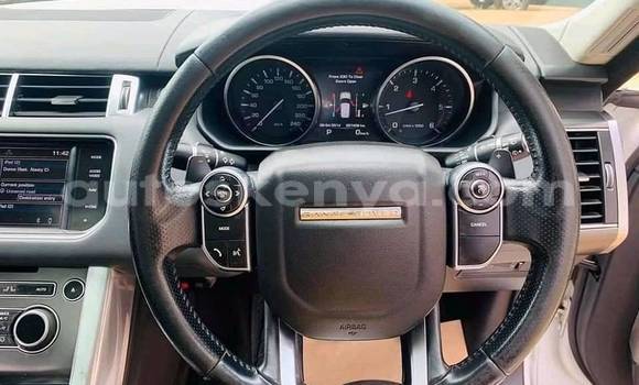 Nunua Ilio tumika Range Rover Range Rover Nyeupe Gari ndani ya Nairobi nchini Nairobi Nunua Ilio tumika Range Rover Range Rover Nyeupe Gari ndani ya Nairobi nchini Nairobi
