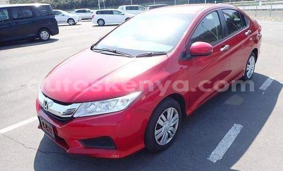 Oofamaa Toyota Fielder White Makiinaa iti Nairobi keessatti Nairobi keessatti Oofamaa Toyota Fielder White Makiinaa iti Nairobi keessatti Nairobi keessatti