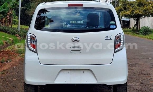 Oofamaa Daihatsu Mira White Makiinaa iti Nairobi keessatti Nairobi keessatti Oofamaa Daihatsu Mira White Makiinaa iti Nairobi keessatti Nairobi keessatti