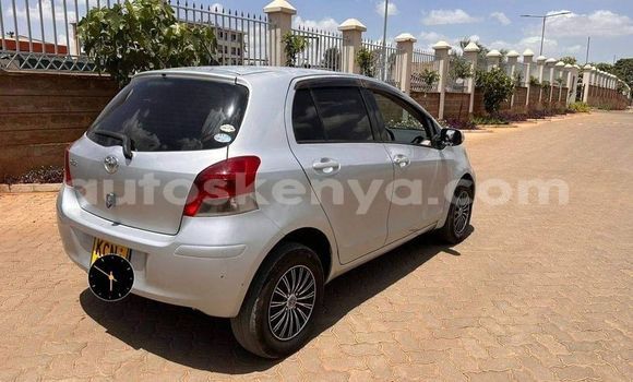 Oofamaa Toyota Vitz Other Makiinaa iti Nairobi keessatti Nairobi keessatti Oofamaa Toyota Vitz Other Makiinaa iti Nairobi keessatti Nairobi keessatti