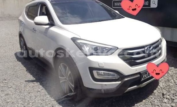 Buy Used Hyundai Santa Fe White Car in Nairobi in Nairobi Buy Used Hyundai Santa Fe White Car in Nairobi in Nairobi
