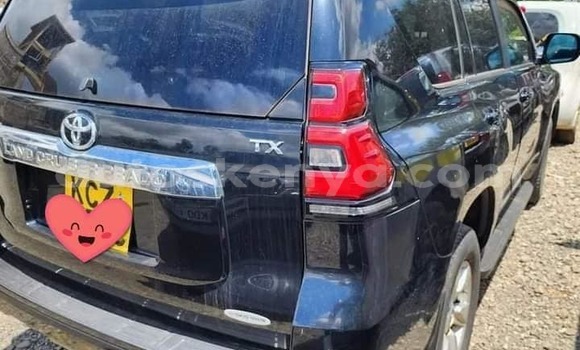 Oofamaa Toyota Land Cruiser Black Makiinaa iti Nairobi keessatti Nairobi keessatti Oofamaa Toyota Land Cruiser Black Makiinaa iti Nairobi keessatti Nairobi keessatti