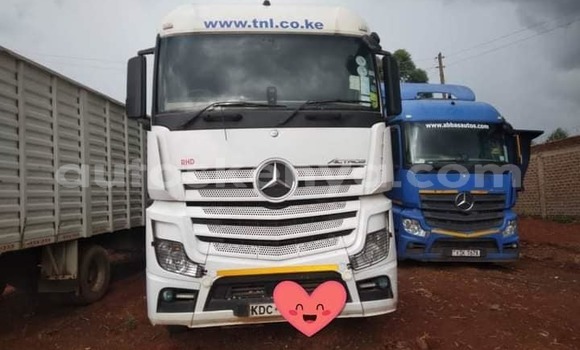Buy Used Mercedes‒Benz Arocs White Truck in Nairobi in Nairobi Buy Used Mercedes‒Benz Arocs White Truck in Nairobi in Nairobi