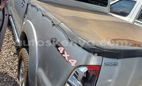 Oofamaa Toyota Hilux Other Makiinaa iti Nairobi keessatti Nairobi keessatti Oofamaa Toyota Hilux Other Makiinaa iti Nairobi keessatti Nairobi keessatti