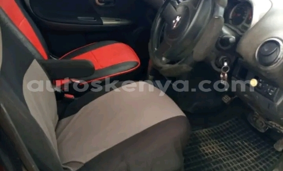 Oofamaa Nissan Note Black Makiinaa iti Mombasa keessatti Coastal Kenya keessatti