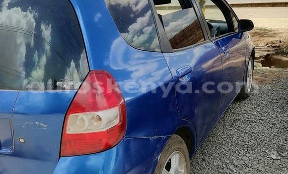 Nunua Ilio tumika Honda Fit Bluu Gari ndani ya Nairobi nchini Nairobi Nunua Ilio tumika Honda Fit Bluu Gari ndani ya Nairobi nchini Nairobi