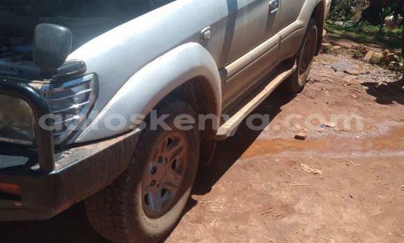 Oofamaa Toyota 2000GT Brown Makiinaa iti Kapenguria keessatti Rift Valley keessatti Oofamaa Toyota 2000GT Brown Makiinaa iti Kapenguria keessatti Rift Valley keessatti