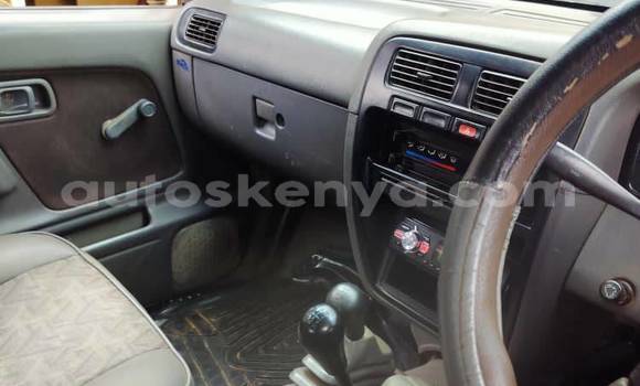 Oofamaa Toyota 4Runner Other Makiinaa iti Kapenguria keessatti Rift Valley keessatti Oofamaa Toyota 4Runner Other Makiinaa iti Kapenguria keessatti Rift Valley keessatti