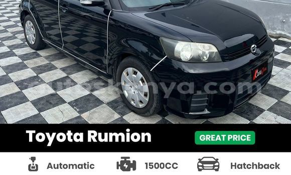 Nunua Ilio tumika Toyota Corolla Rumion Nyeusi Gari ndani ya Kapenguria nchini Bonde la Ufafanuzi