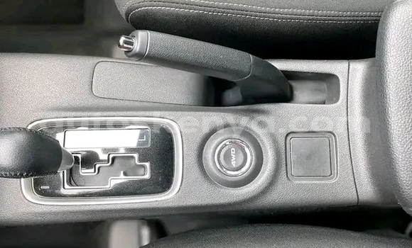 Nunua Ilio tumika Mitsubishi Outlander Nyeupe Gari ndani ya Nairobi nchini Nairobi Nunua Ilio tumika Mitsubishi Outlander Nyeupe Gari ndani ya Nairobi nchini Nairobi
