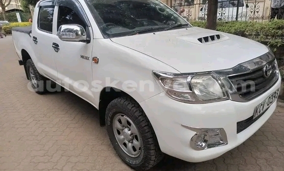 Buy Used Toyota Hilux White Car in Kiambu in Central Kenya Buy Used Toyota Hilux White Car in Kiambu in Central Kenya