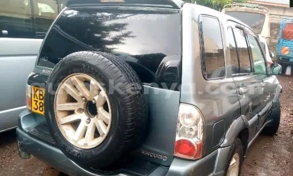 Oofamaa Suzuki Escudo Green Makiinaa iti Kisumu keessatti Nyanza keessatti Oofamaa Suzuki Escudo Green Makiinaa iti Kisumu keessatti Nyanza keessatti