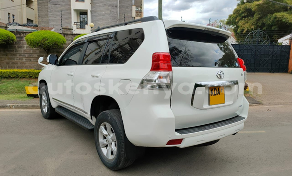 Buy Used Toyota Prado White Car in Nairobi in Nairobi Buy Used Toyota Prado White Car in Nairobi in Nairobi