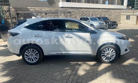 Buy New Toyota Harrier White Car in Nairobi in Nairobi Buy New Toyota Harrier White Car in Nairobi in Nairobi
