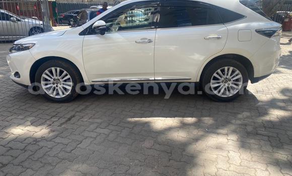 Buy New Toyota Harrier White Car in Nairobi in Nairobi Buy New Toyota Harrier White Car in Nairobi in Nairobi