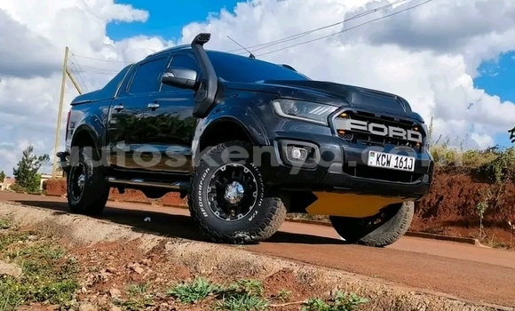 Oofamaa Ford Ranger Black Makiinaa iti Nairobi keessatti Nairobi keessatti Oofamaa Ford Ranger Black Makiinaa iti Nairobi keessatti Nairobi keessatti