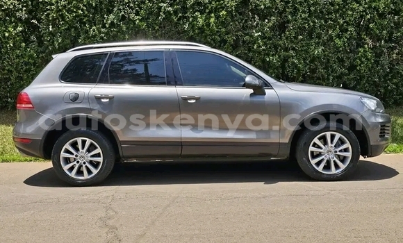 Nunua Ilio tumika Volkswagen Touareg Nyingine Gari ndani ya Nairobi nchini Nairobi