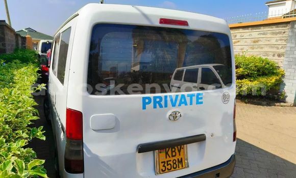 Buy Used Toyota Hiace White Car in Nairobi in Nairobi Buy Used Toyota Hiace White Car in Nairobi in Nairobi