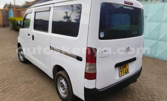 Buy Used Toyota Hiace White Car in Nairobi in Nairobi Buy Used Toyota Hiace White Car in Nairobi in Nairobi