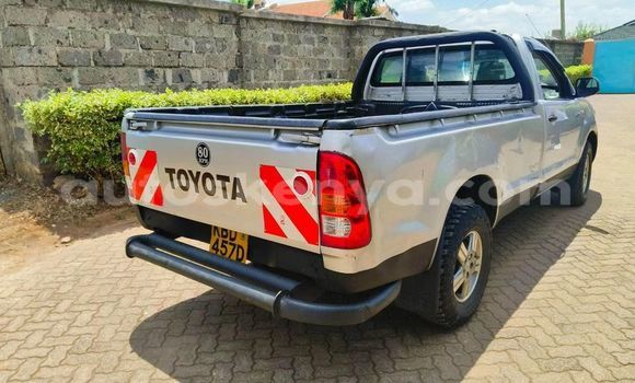 Buy Used Toyota Hilux White Car in Nairobi in Nairobi Buy Used Toyota Hilux White Car in Nairobi in Nairobi