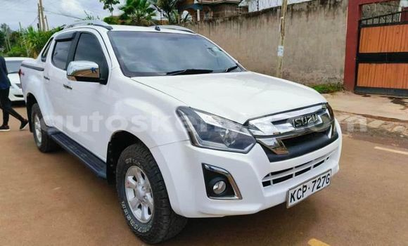 Oofamaa Isuzu D-max Cab4 White Makiinaa iti Nairobi keessatti Nairobi keessatti