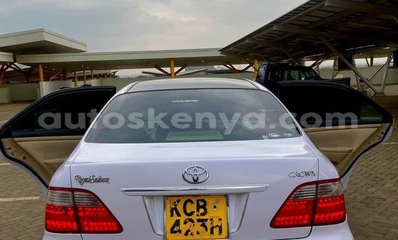 Buy Used Toyota Crown White Car in Nairobi in Nairobi Buy Used Toyota Crown White Car in Nairobi in Nairobi