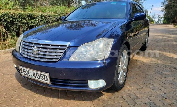 Oofamaa Toyota Crown Black Makiinaa iti Nairobi keessatti Nairobi keessatti