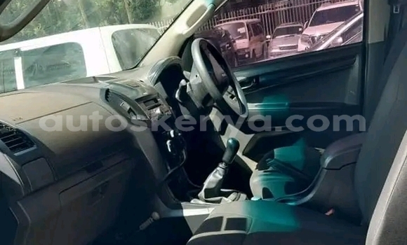 Buy Used Isuzu D–MAX White Car in Nairobi in Nairobi Buy Used Isuzu D–MAX White Car in Nairobi in Nairobi