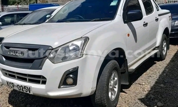Buy Used Isuzu D–MAX White Car in Nairobi in Nairobi Buy Used Isuzu D–MAX White Car in Nairobi in Nairobi