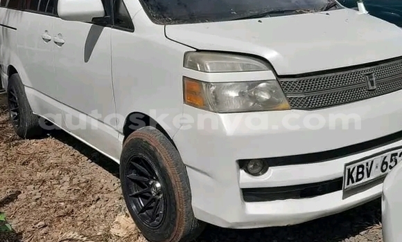 Buy Used Toyota Voxy White Car in Nairobi in Nairobi Buy Used Toyota Voxy White Car in Nairobi in Nairobi