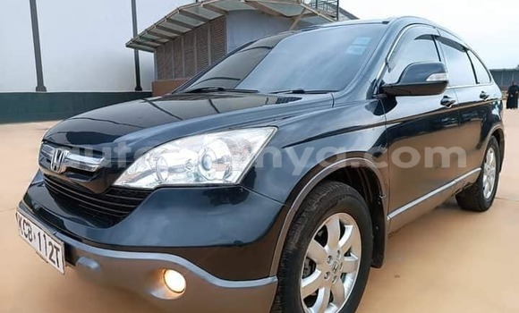 Nunua Ilio tumika Honda CR–V Nyeusi Gari ndani ya Nairobi nchini Nairobi