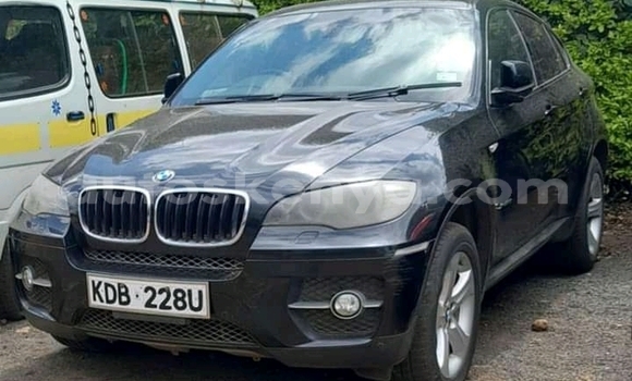 Oofamaa BMW X5 Black Makiinaa iti Nakuru keessatti Rift Valley keessatti Oofamaa BMW X5 Black Makiinaa iti Nakuru keessatti Rift Valley keessatti