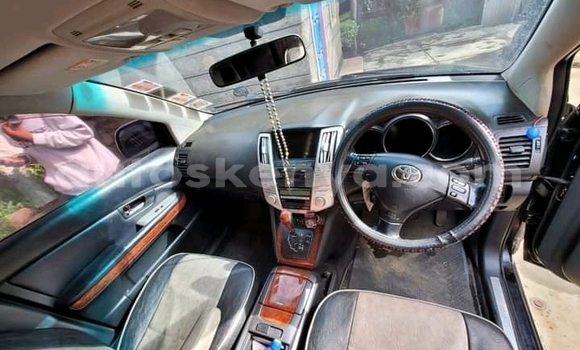 Buy Used Toyota Harrier Black Car in Nakuru in Rift Valley Buy Used Toyota Harrier Black Car in Nakuru in Rift Valley