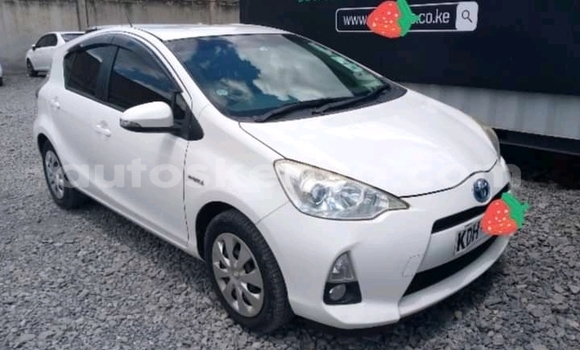 Buy Used Toyota Aqua White Car in Nakuru in Rift Valley Buy Used Toyota Aqua White Car in Nakuru in Rift Valley