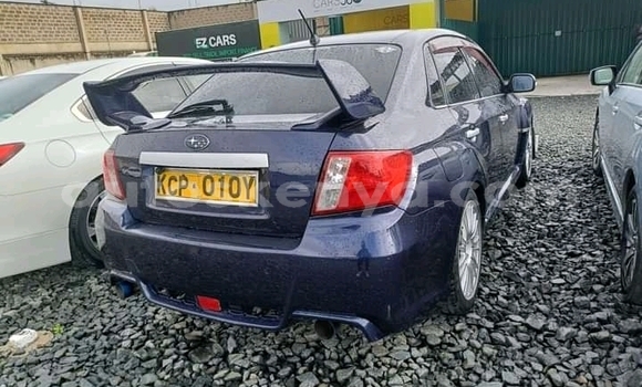 Oofamaa Subaru Impreza Blue Makiinaa iti Nakuru keessatti Rift Valley keessatti Oofamaa Subaru Impreza Blue Makiinaa iti Nakuru keessatti Rift Valley keessatti