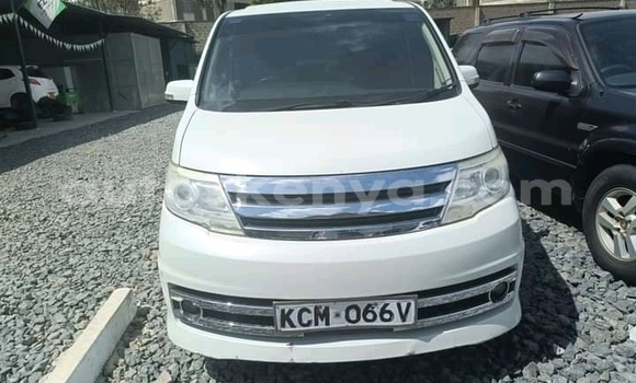 Nunua Ilio tumika Nissan Serena Nyeupe Gari ndani ya Nakuru nchini Bonde la Ufafanuzi Nunua Ilio tumika Nissan Serena Nyeupe Gari ndani ya Nakuru nchini Bonde la Ufafanuzi
