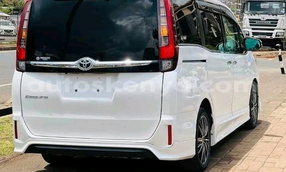 Nunua Ilio tumika Toyota Esquire Nyeupe Gari ndani ya Nairobi nchini Nairobi Nunua Ilio tumika Toyota Esquire Nyeupe Gari ndani ya Nairobi nchini Nairobi