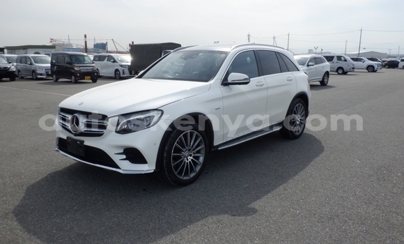 Buy Import Mercedes-Benz GLC 250D White Car in Nairobi in Nairobi Buy Import Mercedes-Benz GLC 250D White Car in Nairobi in Nairobi
